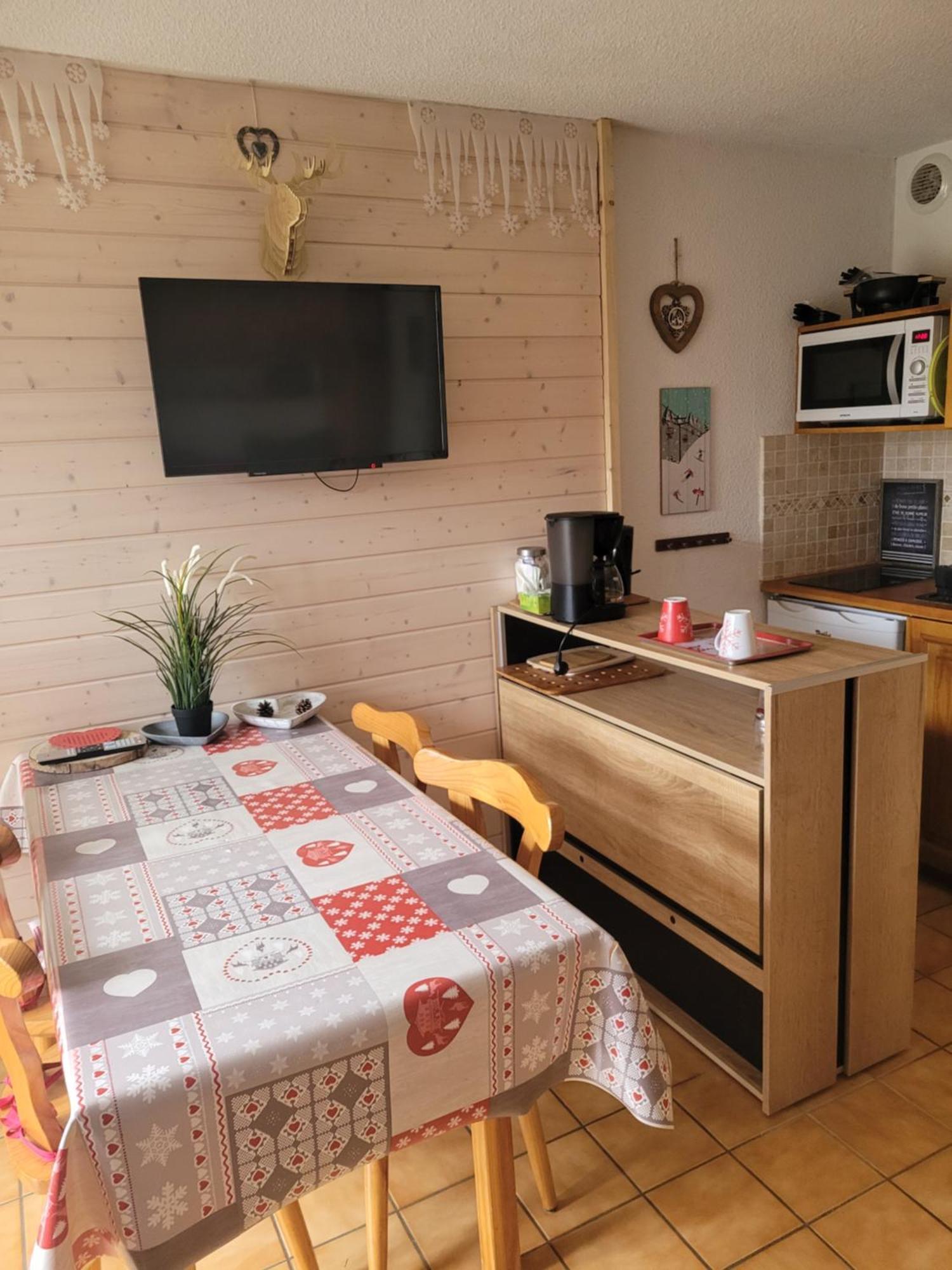 Le Flocon, Joli Petit Cocon 4 Pers En Rez De Jardin Draps Inclus Apartment Les Rousses